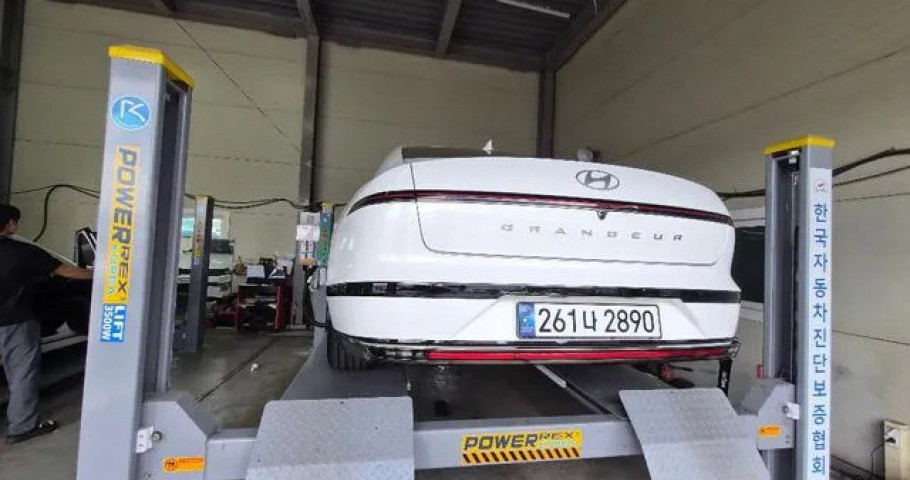 Hyundai Grandeur 