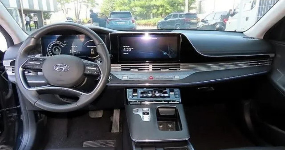 Hyundai Grandeur 