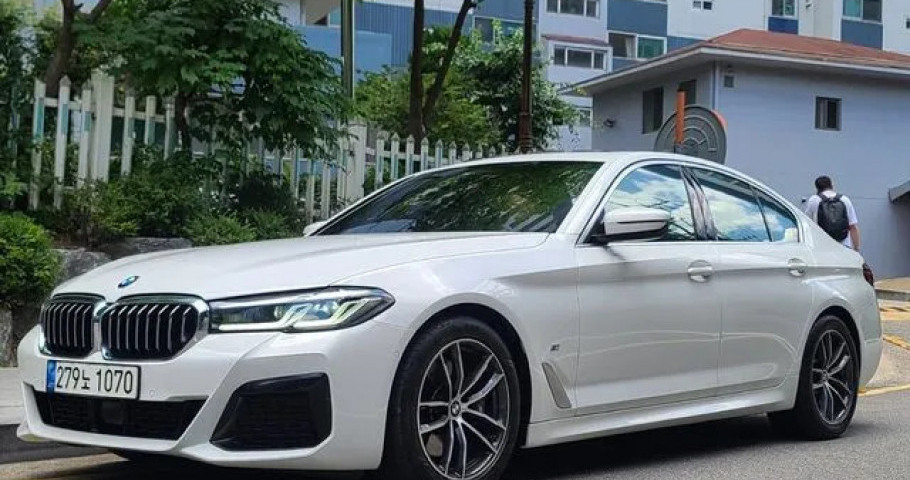 Bmw 5-Series 