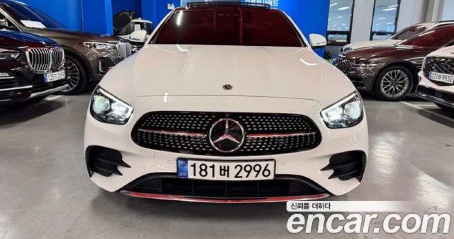 Mercedes-Benz E-Class 