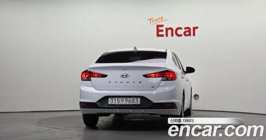 Hyundai Avante (Elantra) 