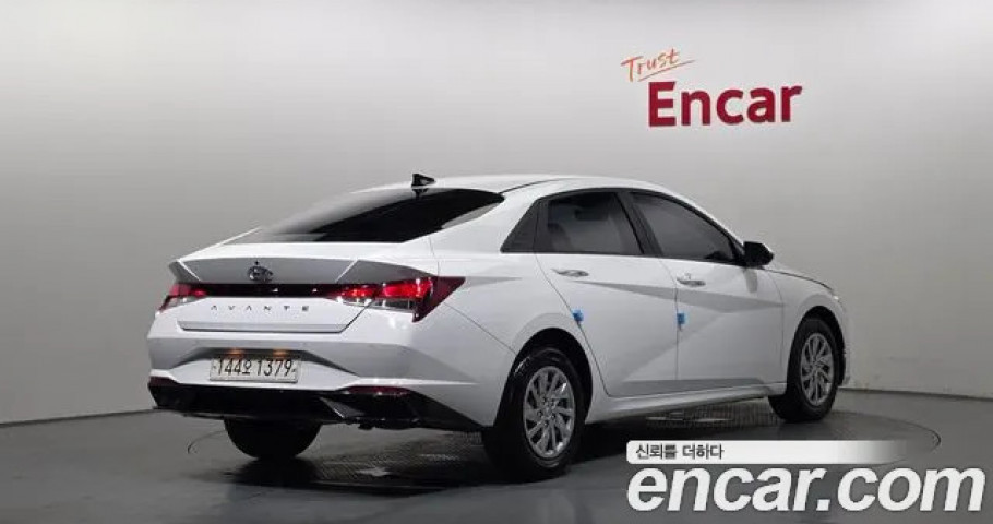 Hyundai Avante (Elantra) 