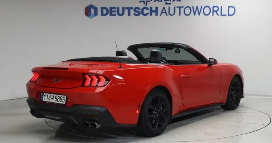 Ford Mustang 