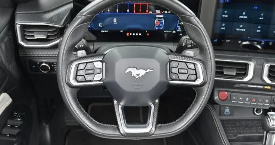 Ford Mustang 