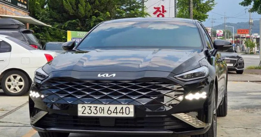 Kia K8 