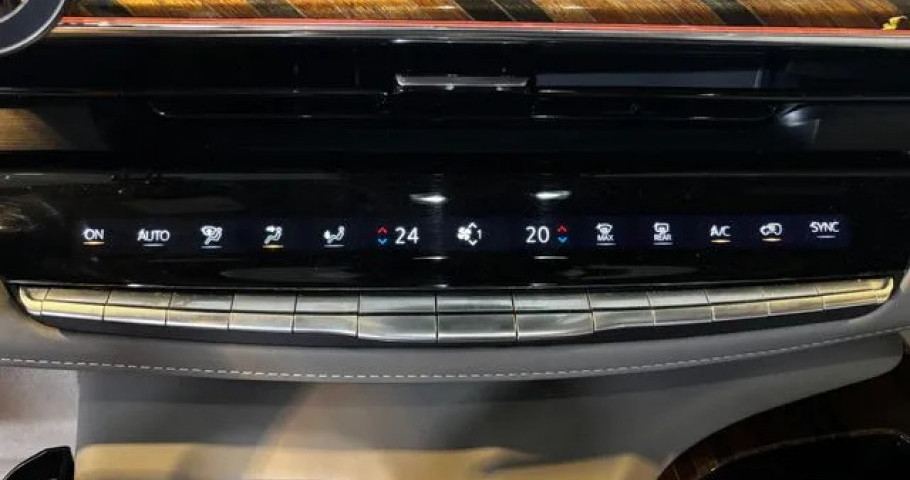 Cadillac Escalade 
