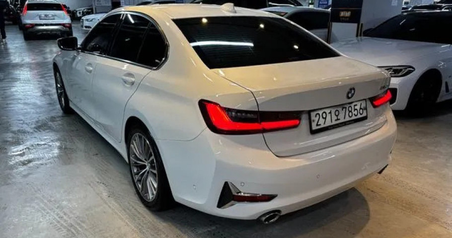 Bmw 3-Series 