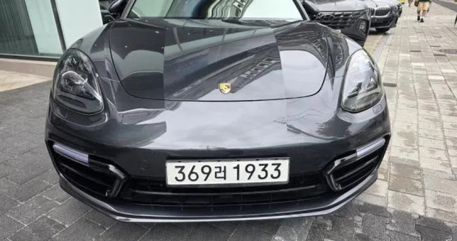 Porsche Panamera 