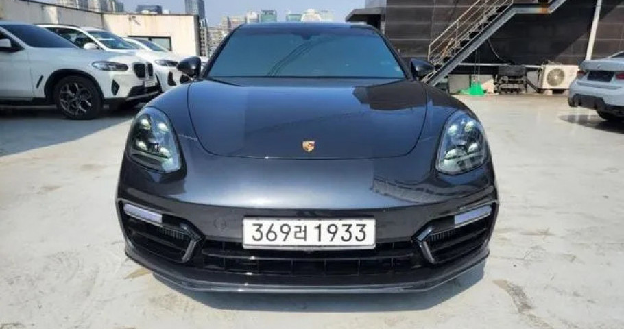 Porsche Panamera 
