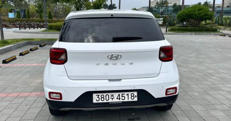 Hyundai Venue 