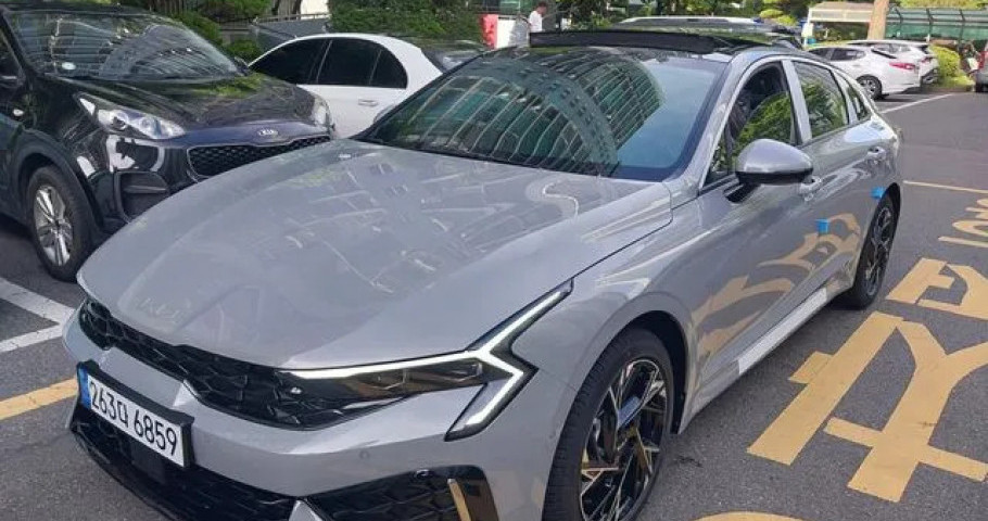 Kia K5 