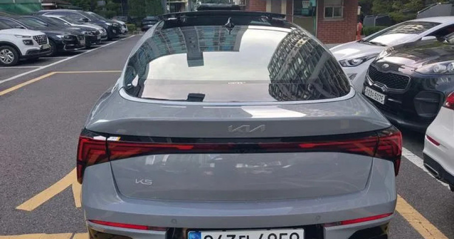 Kia K5 