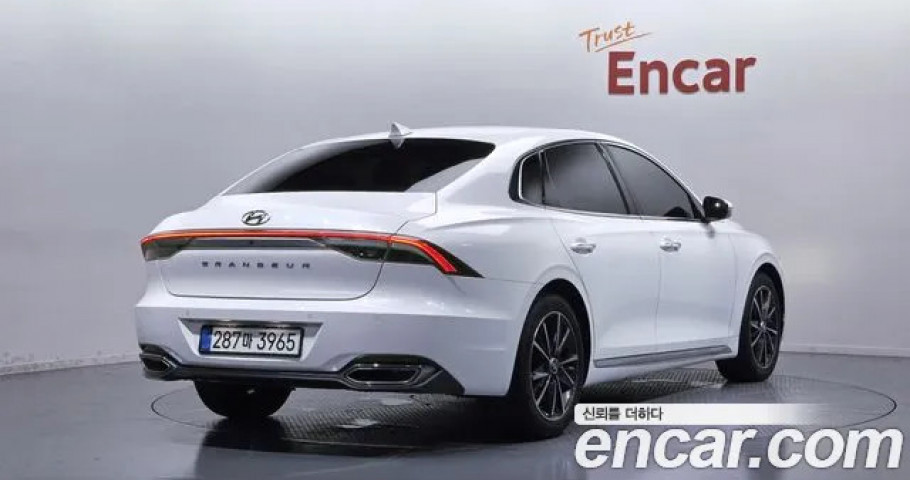 Hyundai Grandeur 