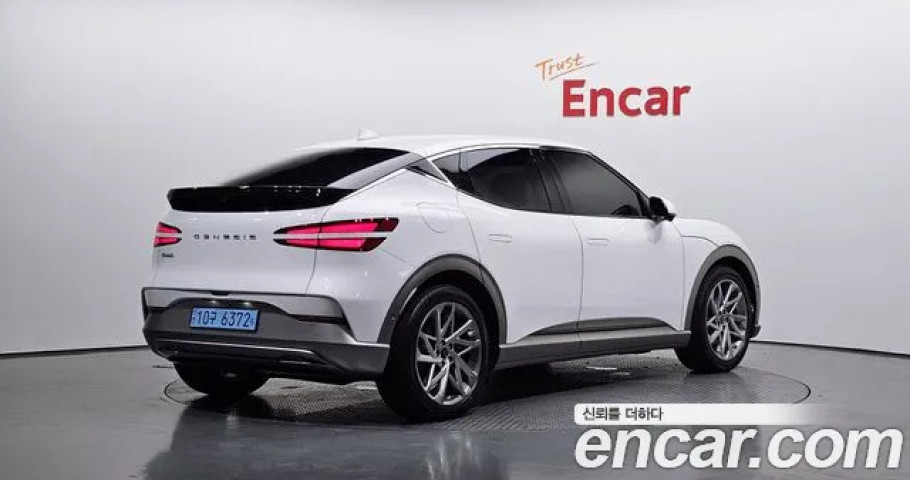 Genesis Gv60 
