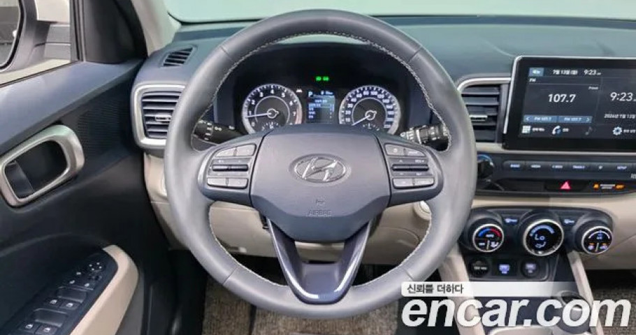 Hyundai Venue 