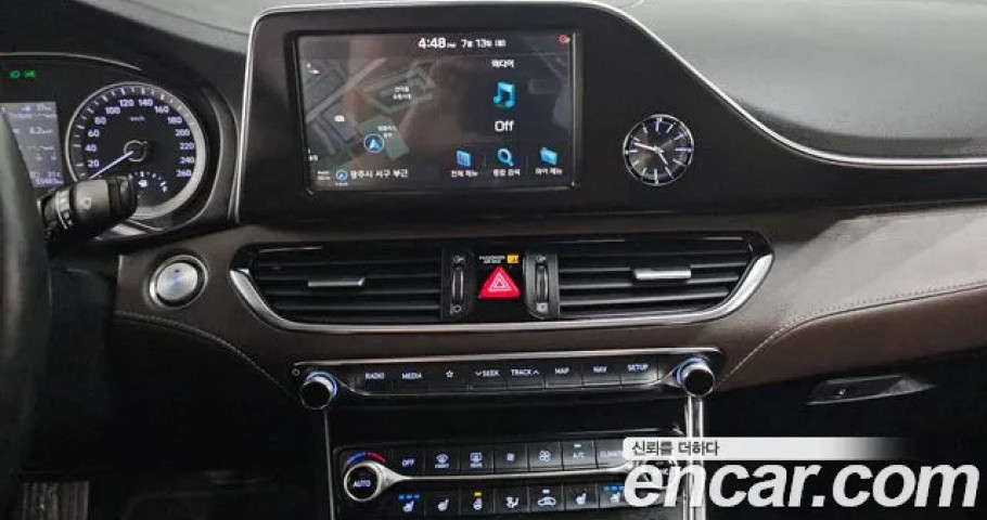 Hyundai Grandeur 