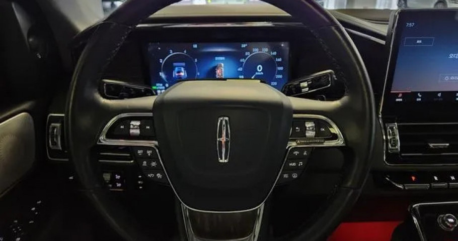 Lincoln Navigator 
