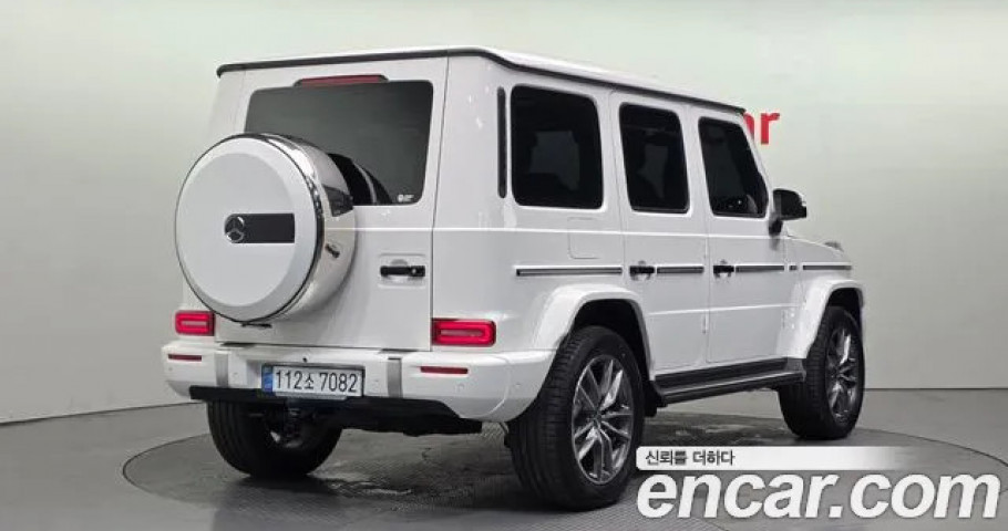 Mercedes-Benz G-Class 