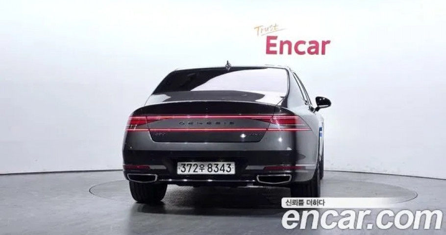 Genesis G90 