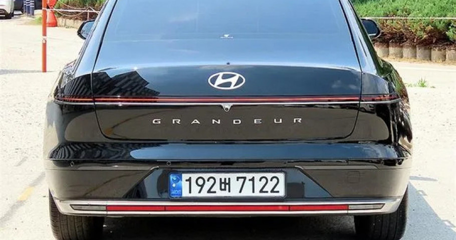 Hyundai Grandeur 