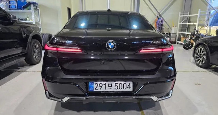 Bmw 7-Series 