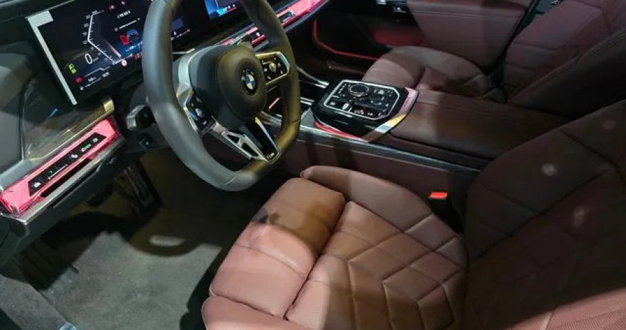 Bmw 7-Series 