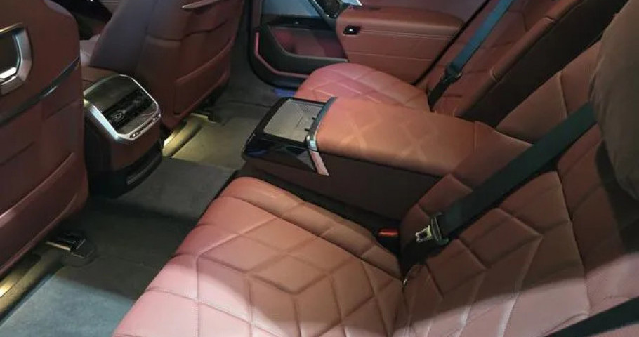 Bmw 7-Series 