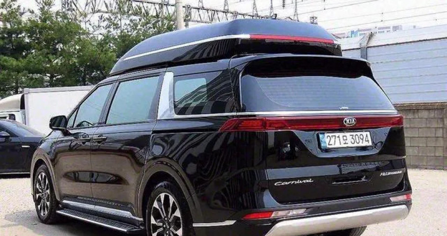 Kia Carnival 