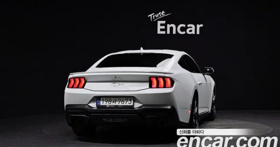Ford Mustang 