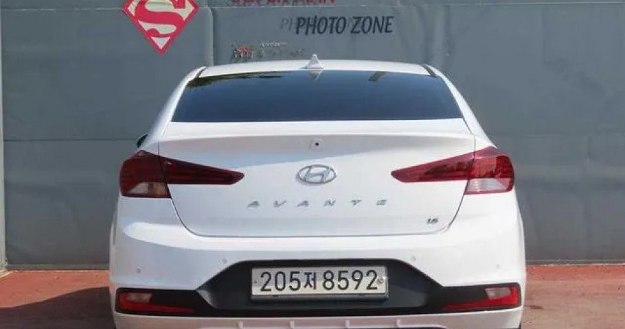Hyundai Avante (Elantra) 