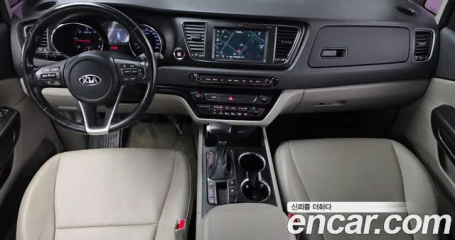 Kia Carnival 