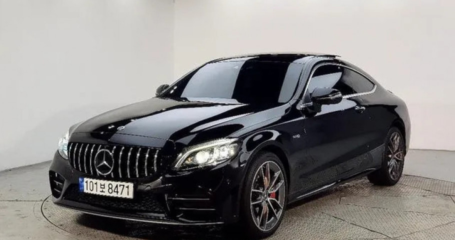 Mercedes-Benz C-Class 