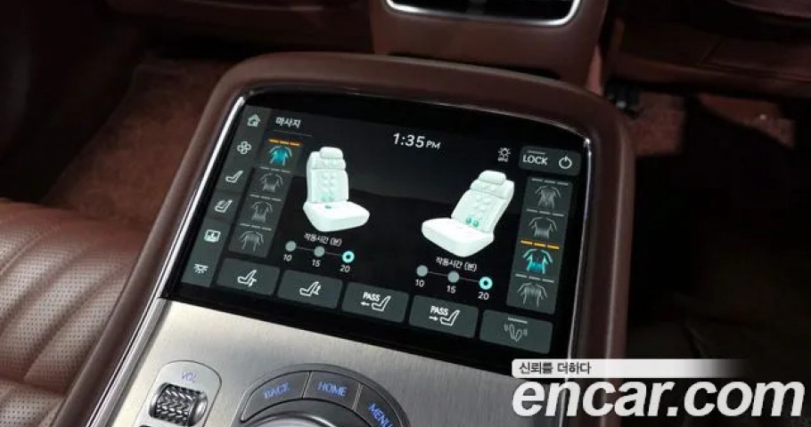 Genesis G90 