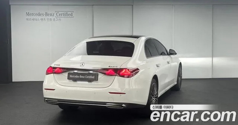 Mercedes-Benz E-Class 