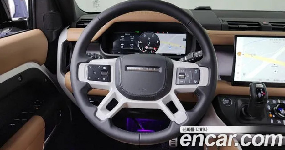 Land Rover Defender 