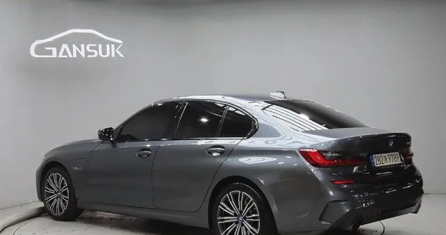 Bmw 3-Series 