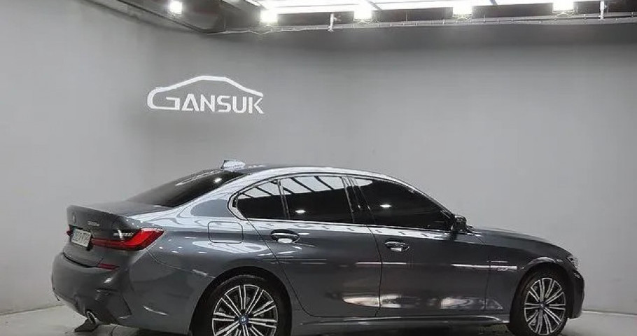 Bmw 3-Series 