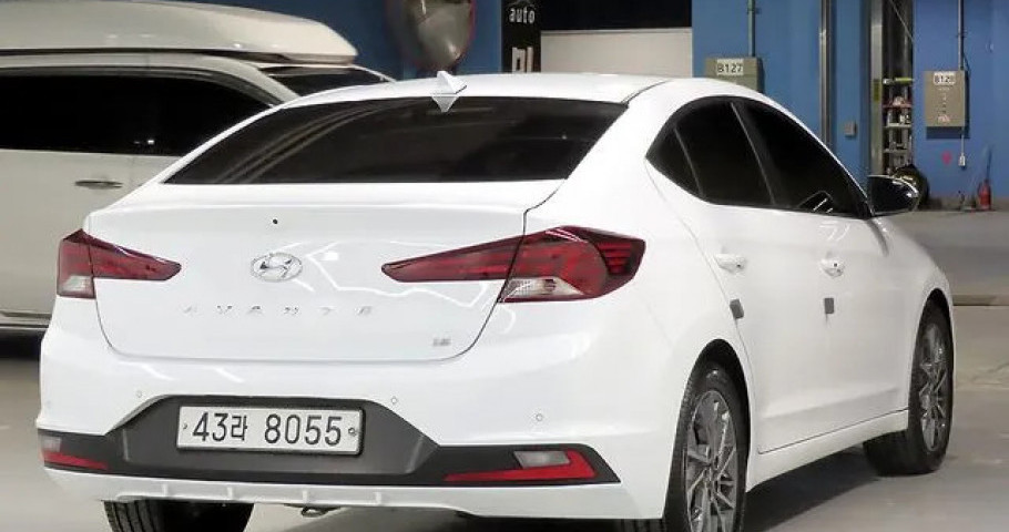Hyundai Avante (Elantra) 