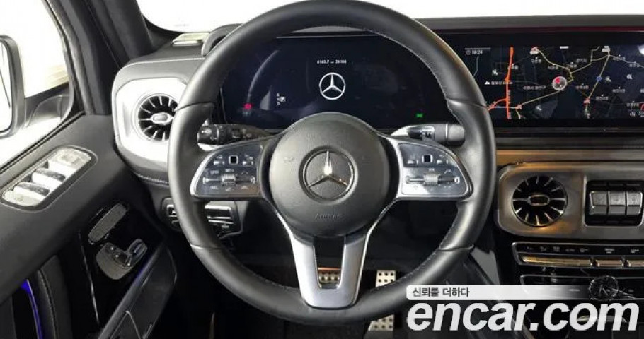 Mercedes-Benz G-Class 