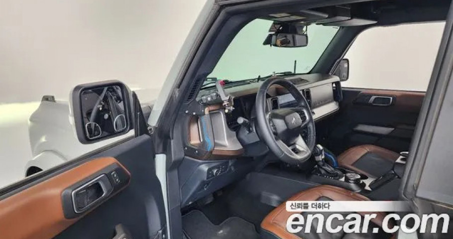 Ford Bronco 