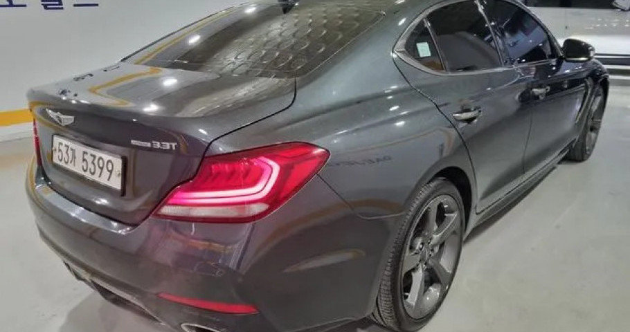 Genesis G70 