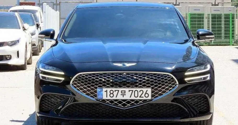 Genesis G70 