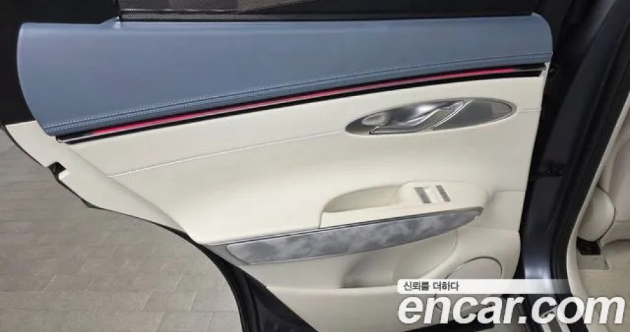 Genesis Gv70 