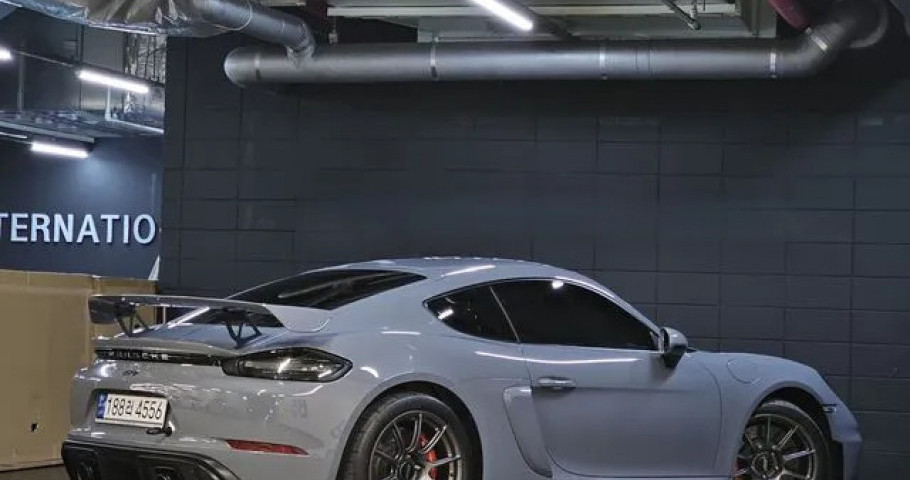 Porsche 718 