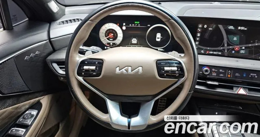 Kia K8 