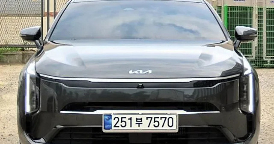 Kia K8 