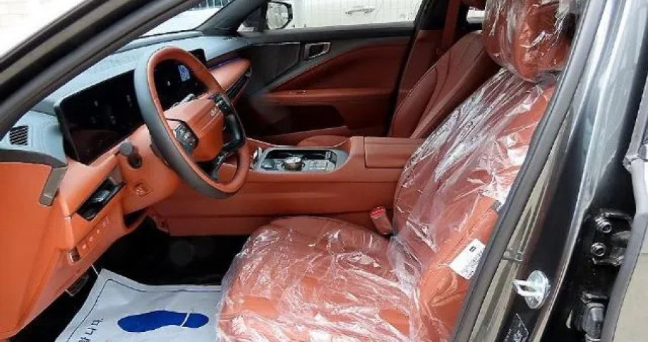 Kia K8 