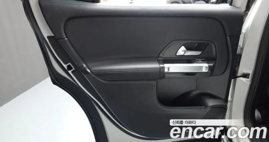 Mercedes-Benz Glb-Class 