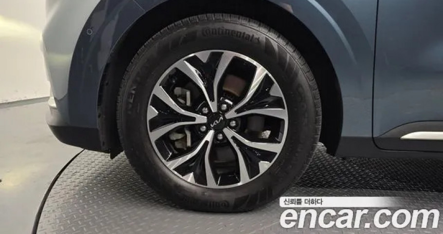 Kia Carnival 