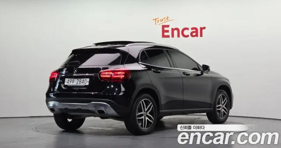 Mercedes-Benz Gla-Class 